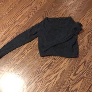 Lululemon Dark Gray crop sweater